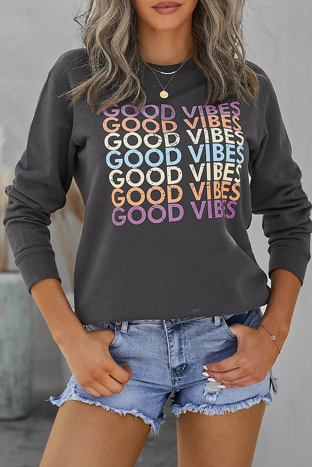 GOOD VIBES Sweatshirt